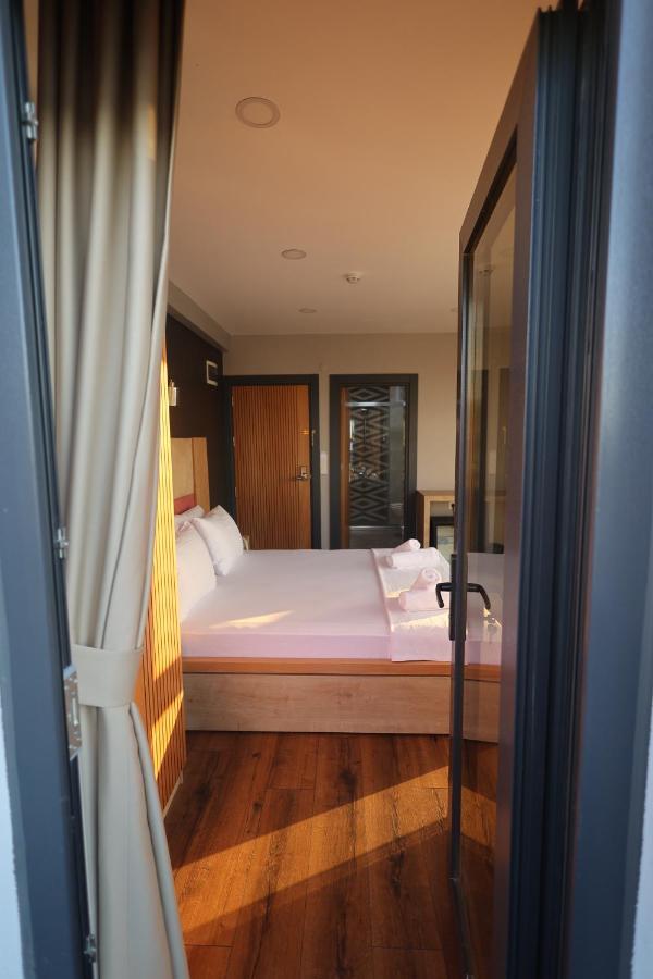 ילובה Tasliman Otel מראה חיצוני תמונה