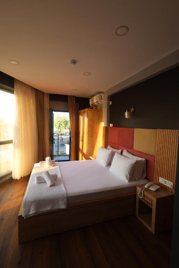 ילובה Tasliman Otel מראה חיצוני תמונה