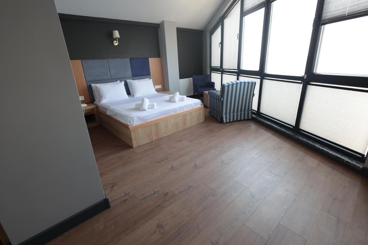 ילובה Tasliman Otel מראה חיצוני תמונה